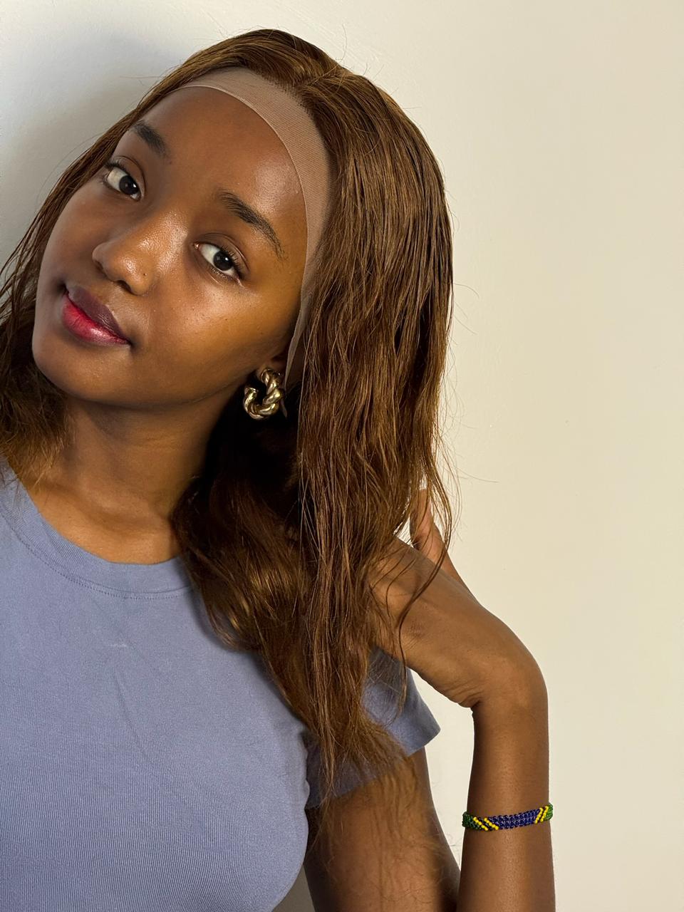 Model showcasing another wig style